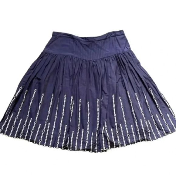 Moda International cotton A-lined skirt Navy & white embroidered details Size 8 - Picture 12 of 12